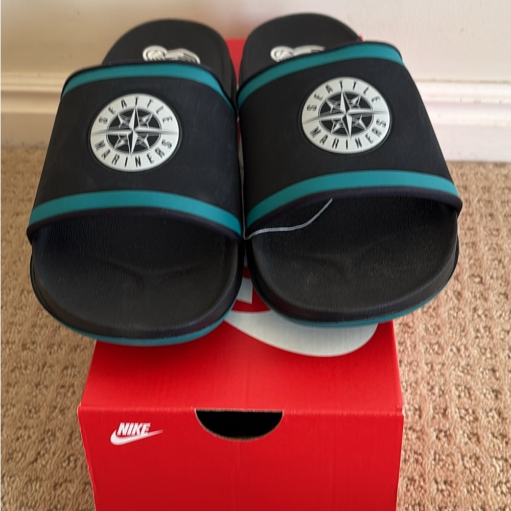 Nike Black and Teal Seattle Mariners Slide Sandals